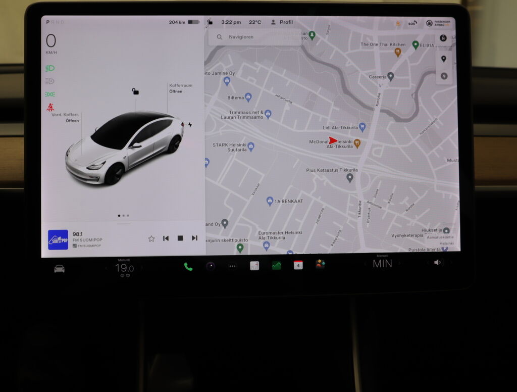 Tesla Model 3 2019 Valkoinen