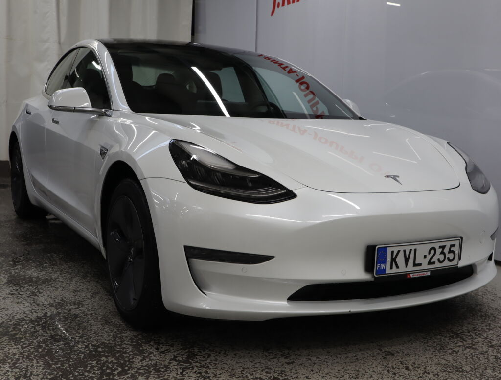 Tesla Model 3 2019 Valkoinen