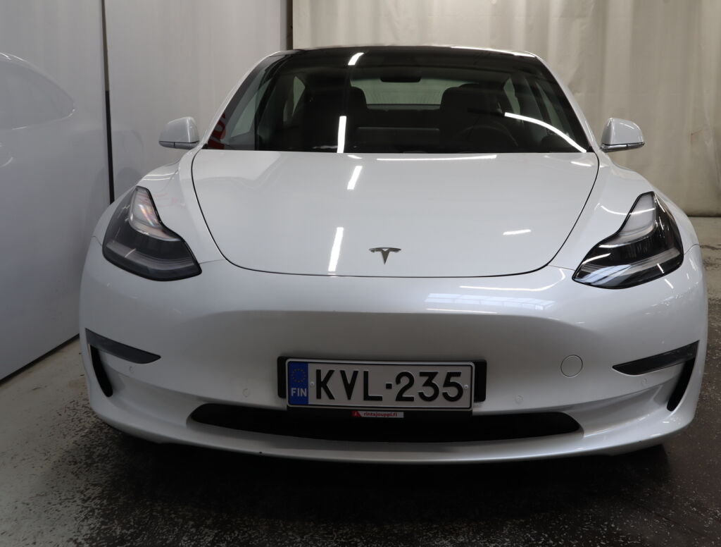 Tesla Model 3 2019 Valkoinen