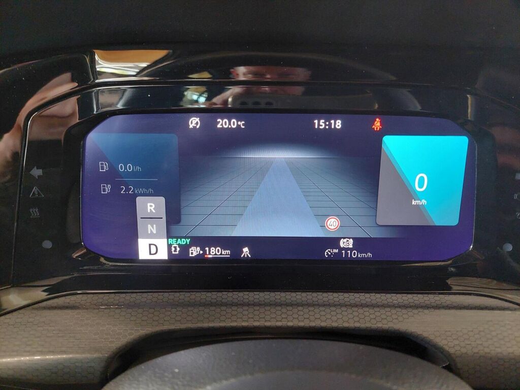 Volkswagen Golf 2021 Valkoinen