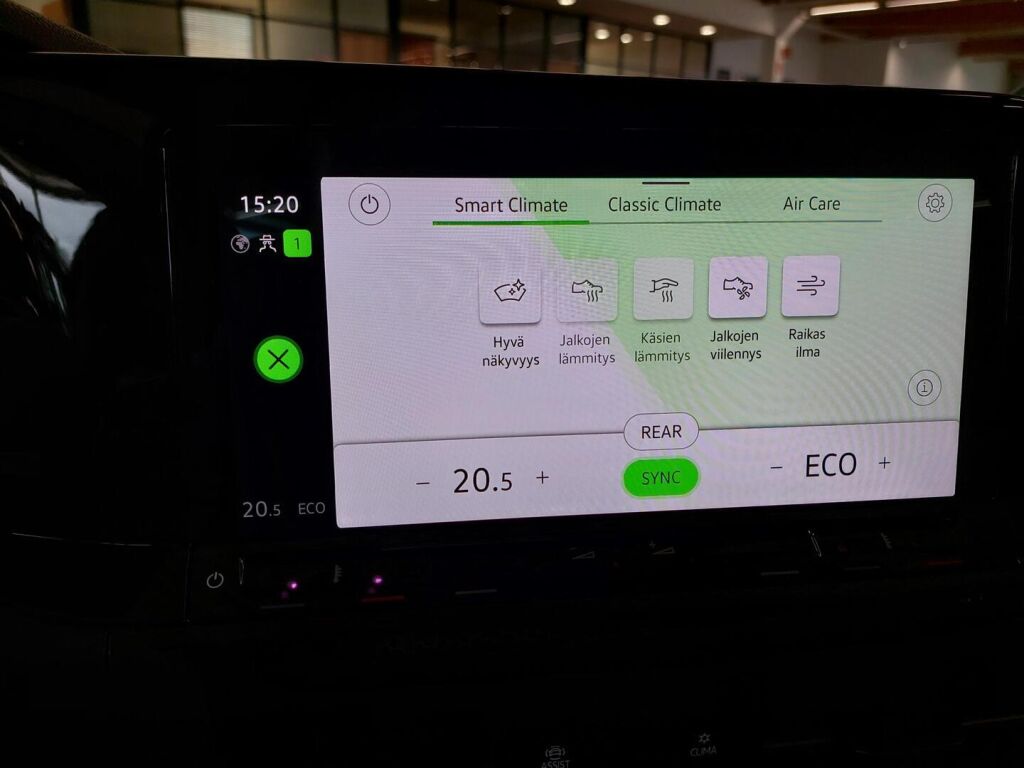 Volkswagen Golf 2021 Valkoinen