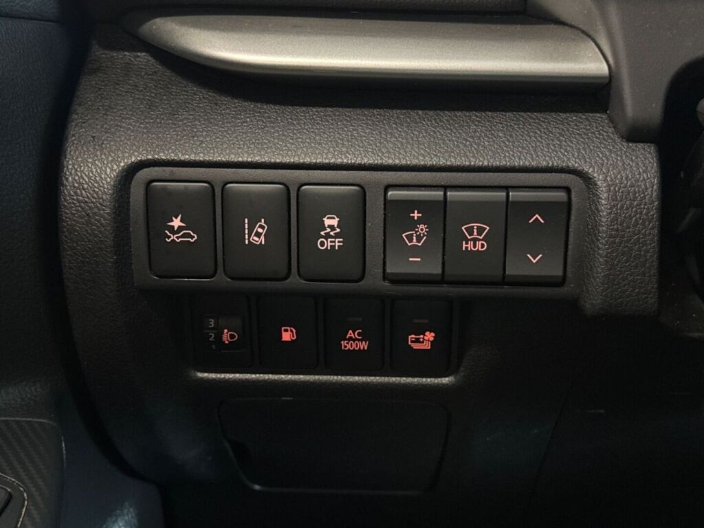 Mitsubishi Eclipse Cross 2021 Sininen