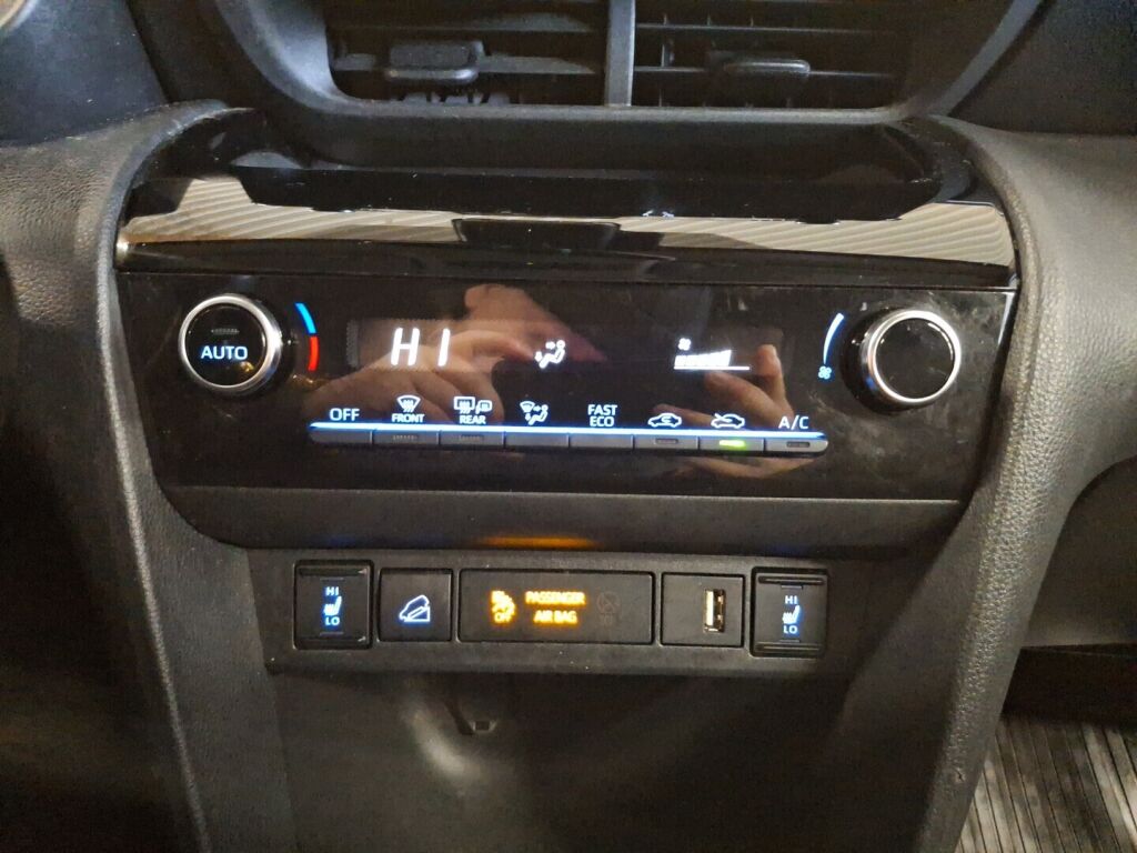 Toyota Yaris Cross 2023 Valkoinen