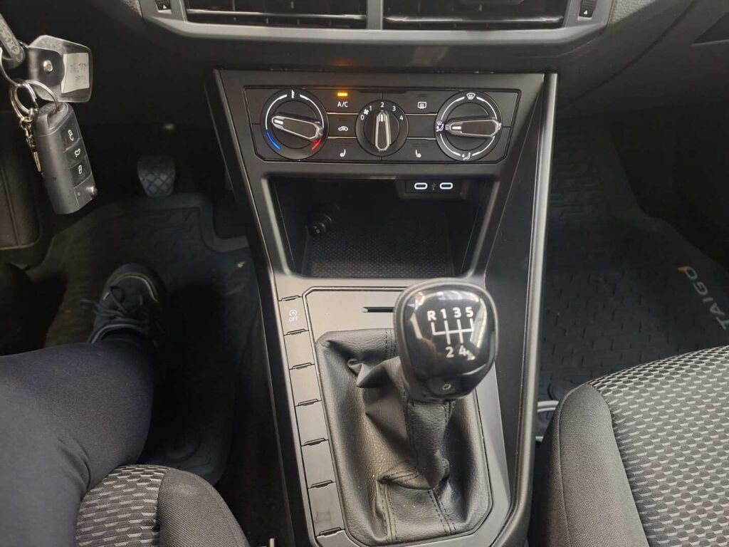 Volkswagen Taigo 2023 Harmaa