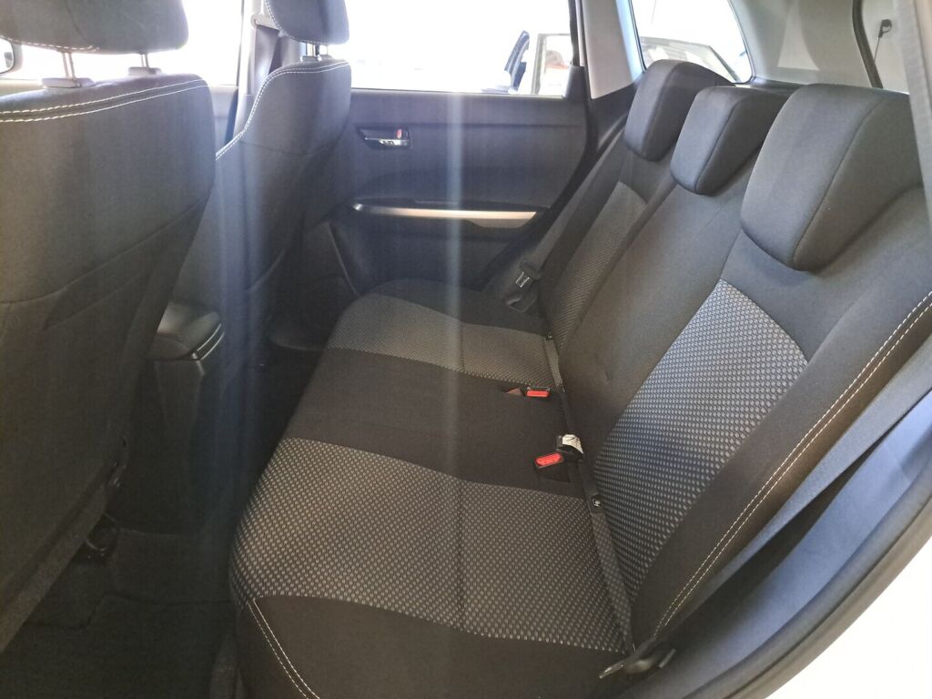 Suzuki Vitara 2023 Valkoinen