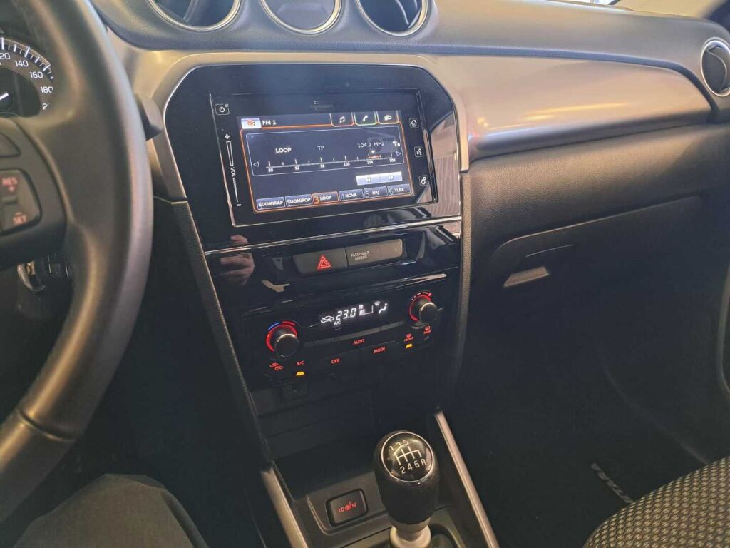 Suzuki Vitara 2023 Valkoinen