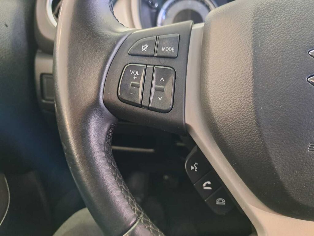 Suzuki Vitara 2023 Valkoinen