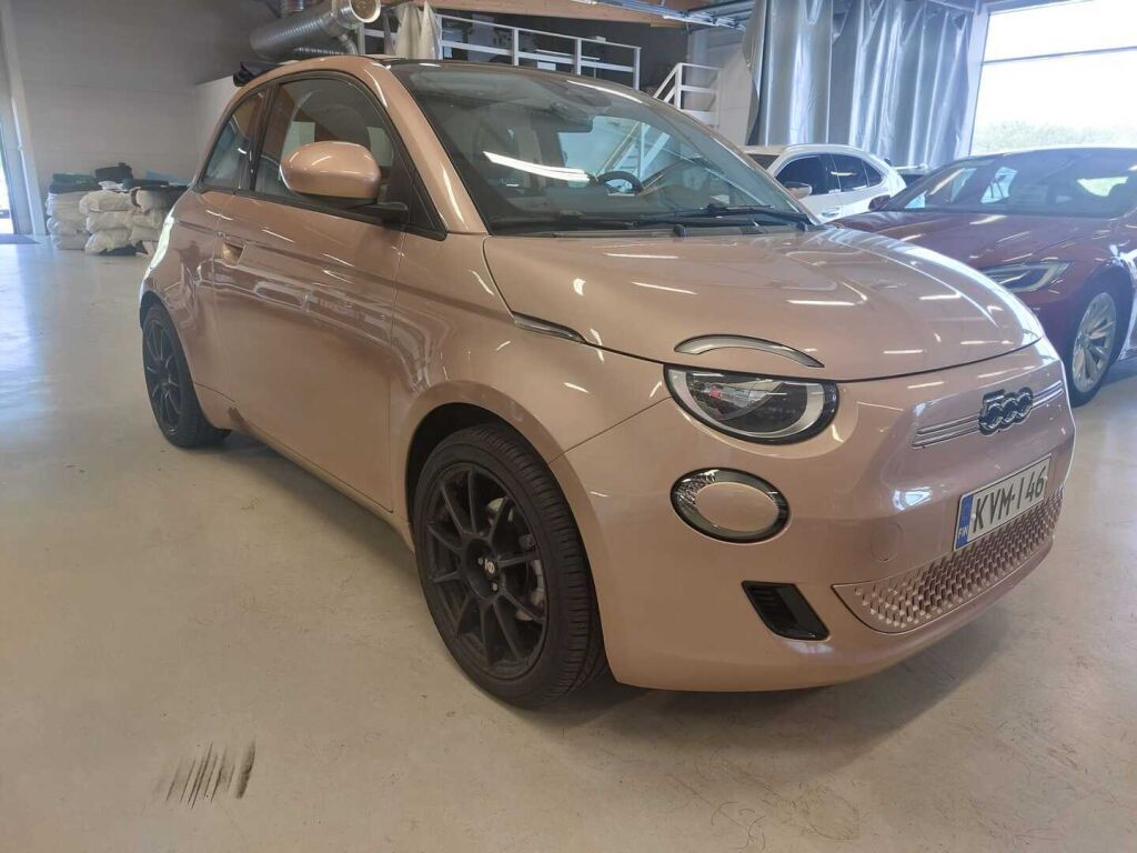 Fiat 500e 2025 Sininen