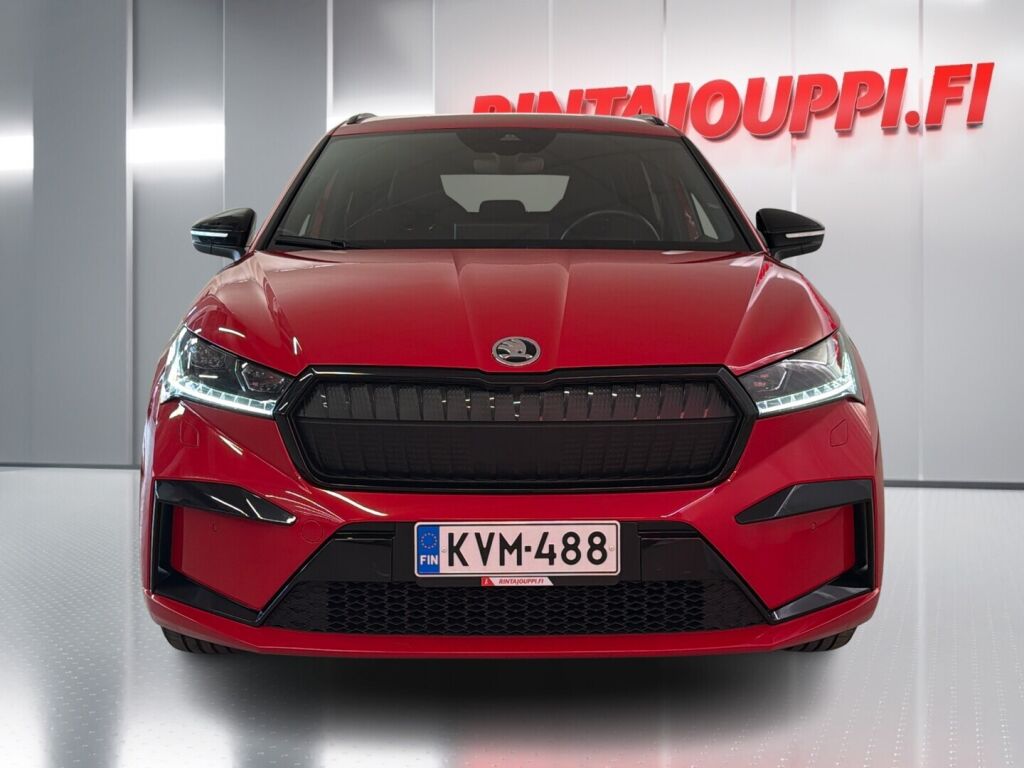 Skoda Enyaq 2023 Punainen