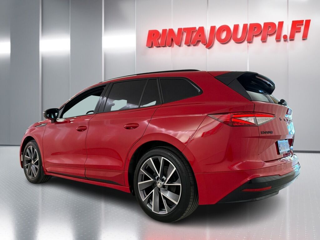 Skoda Enyaq 2023 Punainen