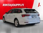 Skoda Octavia 2024 Valkoinen