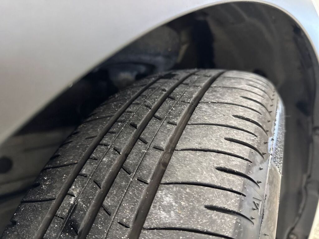 Toyota Prius Plug-in 2023 Valkoinen