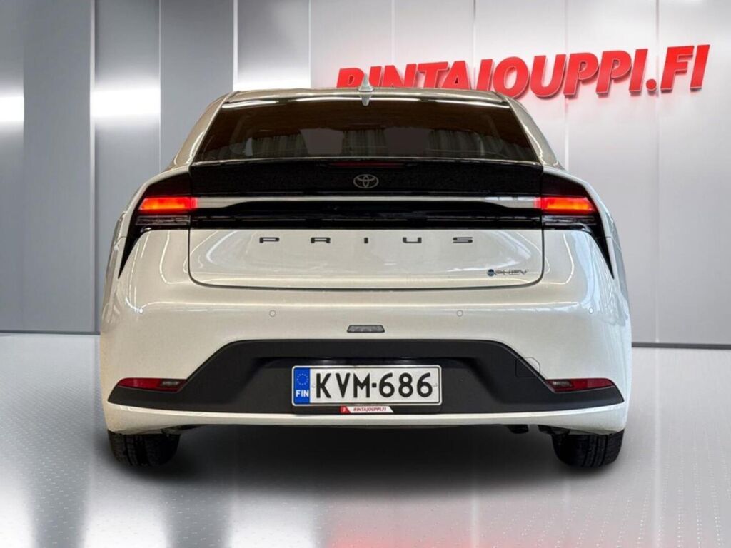 Toyota Prius Plug-in 2023 Valkoinen