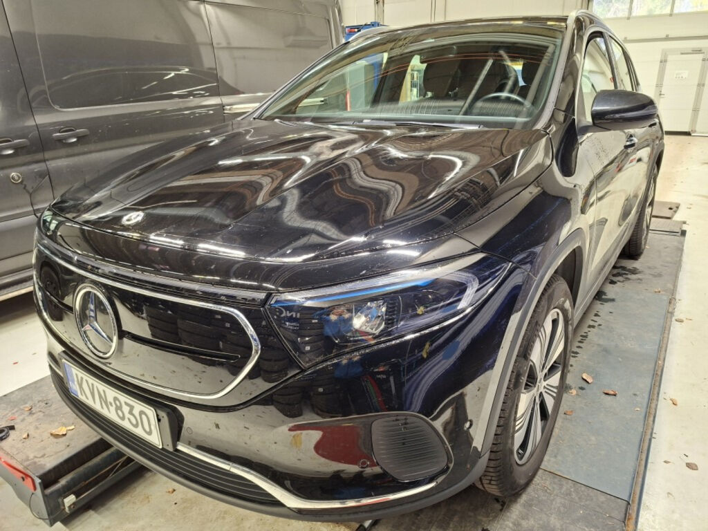 Mercedes-Benz EQA 2024 Musta