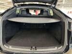 Tesla Model Y 2023 Musta