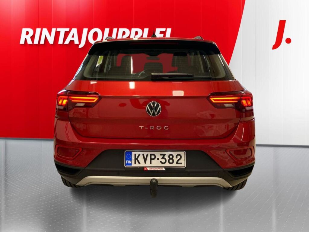 Volkswagen T-Roc 2023 Punainen