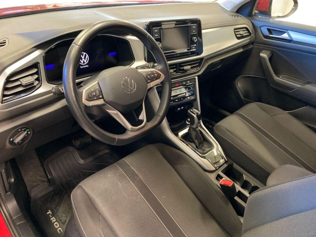 Volkswagen T-Roc 2023 Punainen