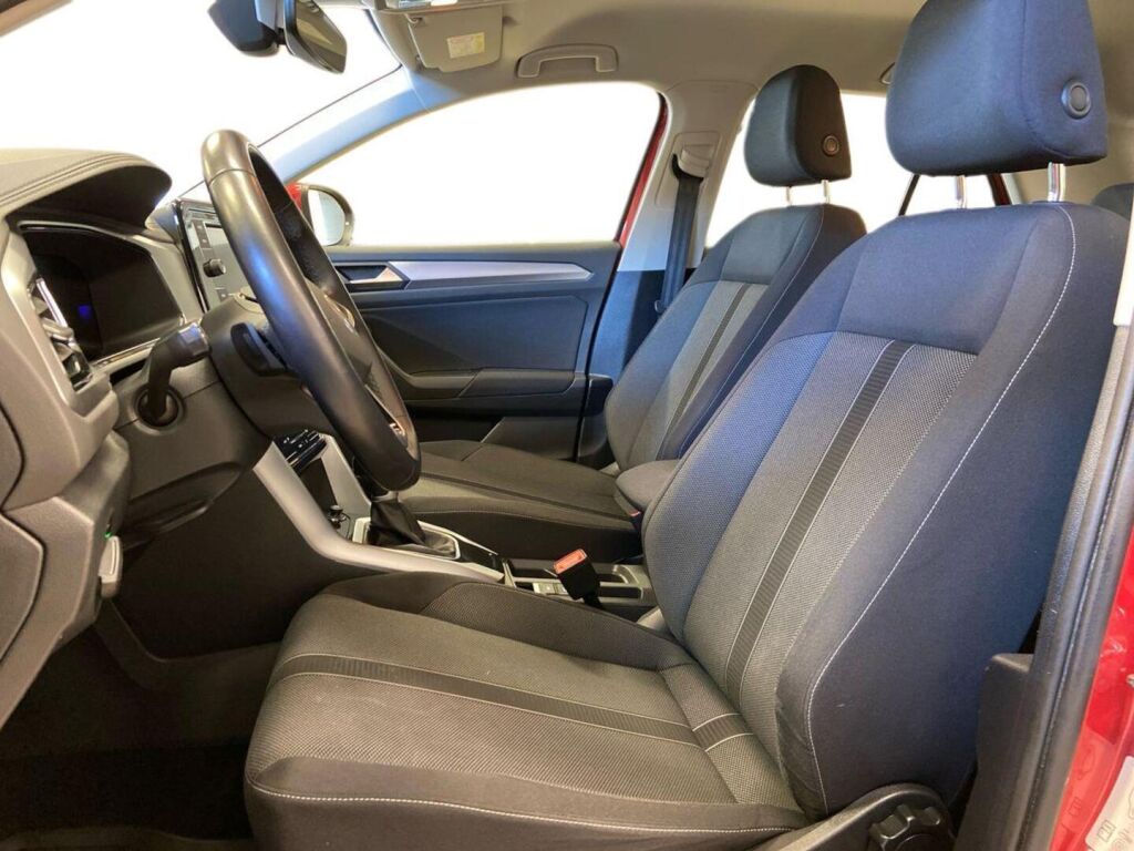 Volkswagen T-Roc 2023 Punainen