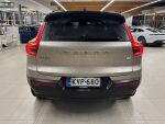 Volvo XC40 2023 Ruskea (beige)