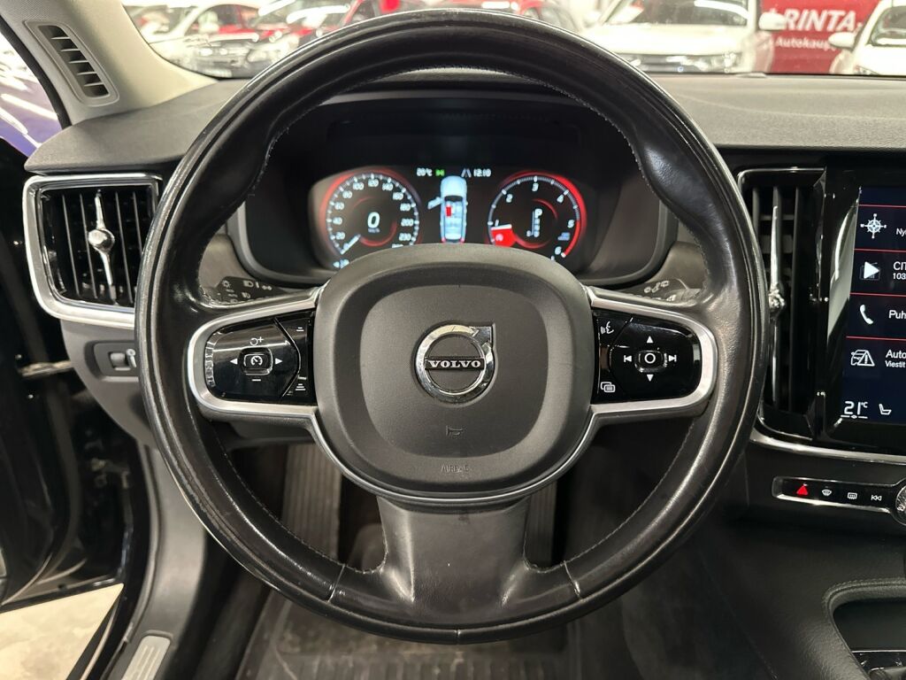 Volvo V90 Cross Country 2017 Musta