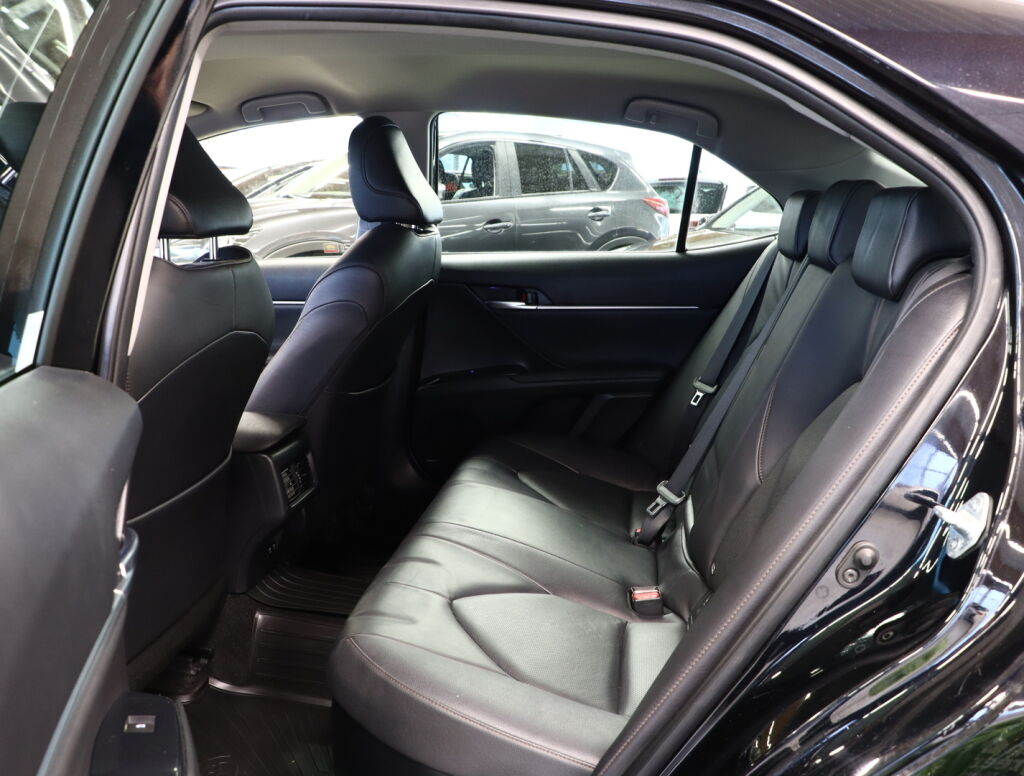 Toyota Camry 2019 Musta