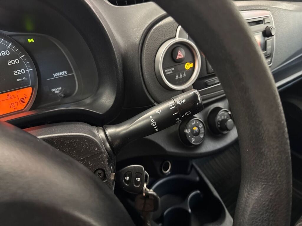 Toyota Yaris 2012 Sininen