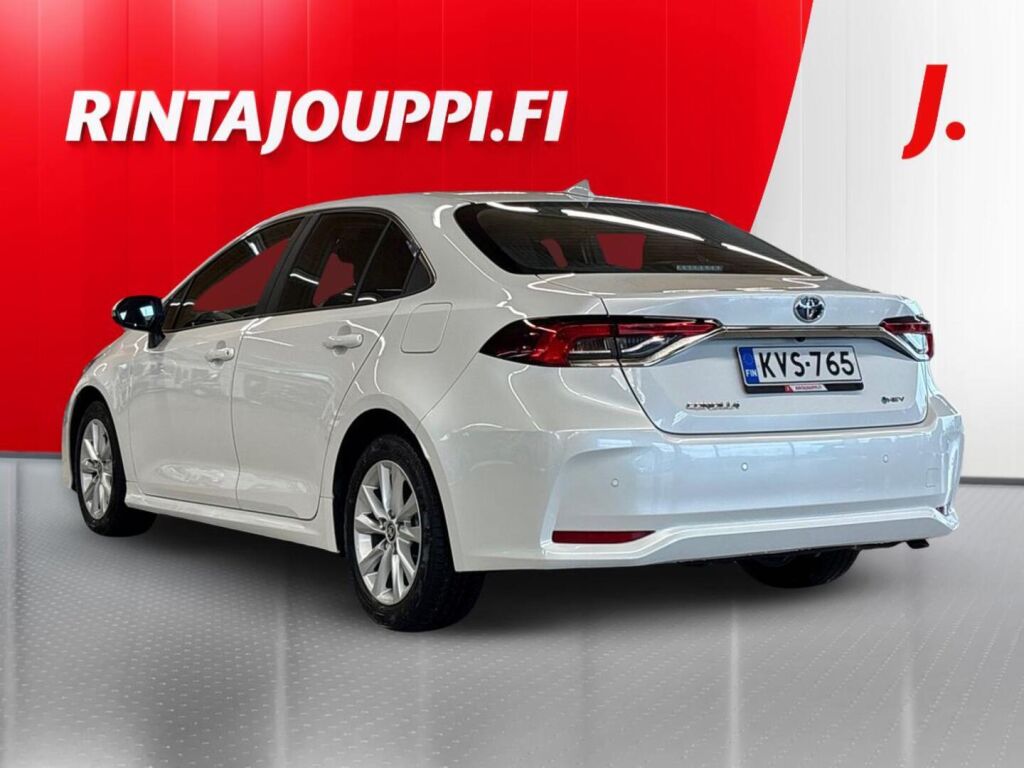 Toyota Corolla 2024 Valkoinen