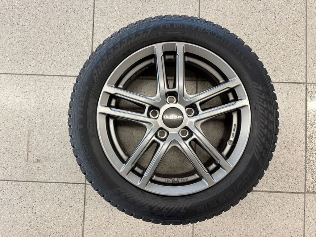 Toyota Corolla 2024 Valkoinen