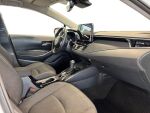 Toyota Corolla 2024 Valkoinen