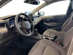 Toyota Corolla 2024 Valkoinen