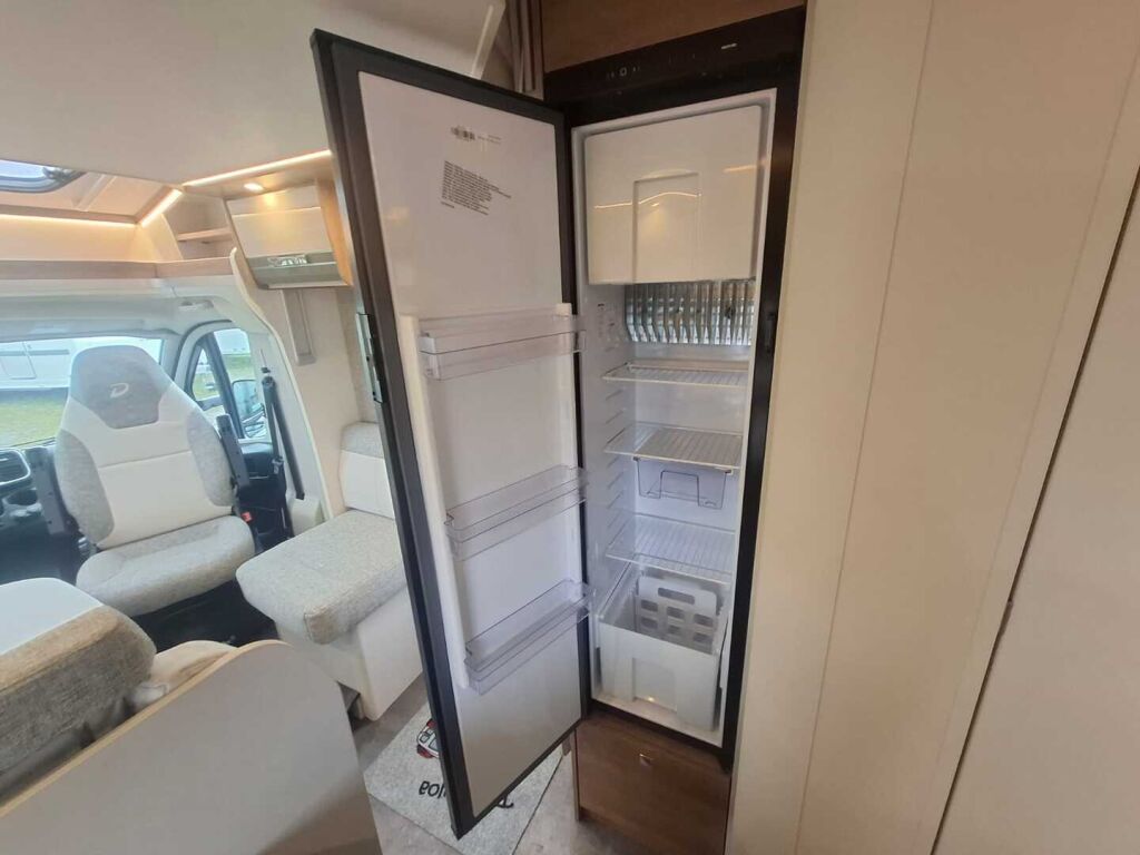 Dethleffs Trend T 7057 DBM EB 2024 Valkoinen