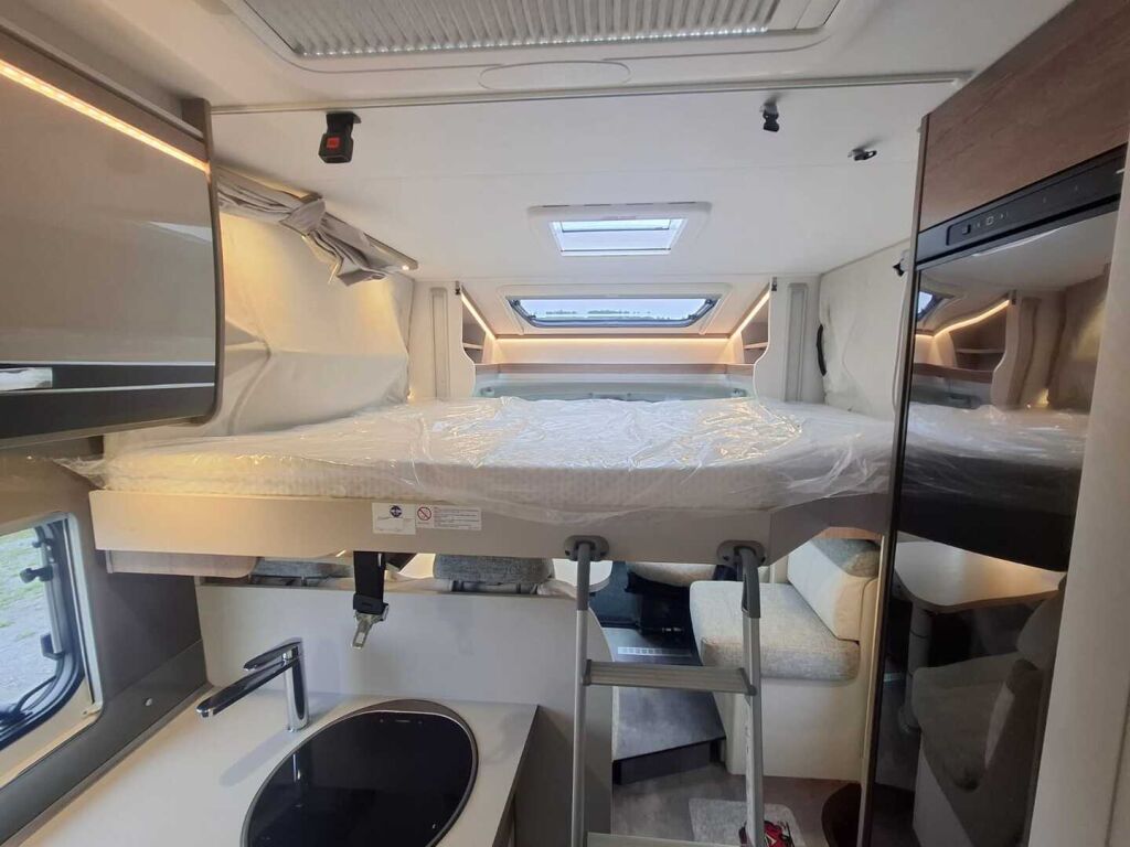 Dethleffs Trend T 7057 DBM EB 2024 Valkoinen