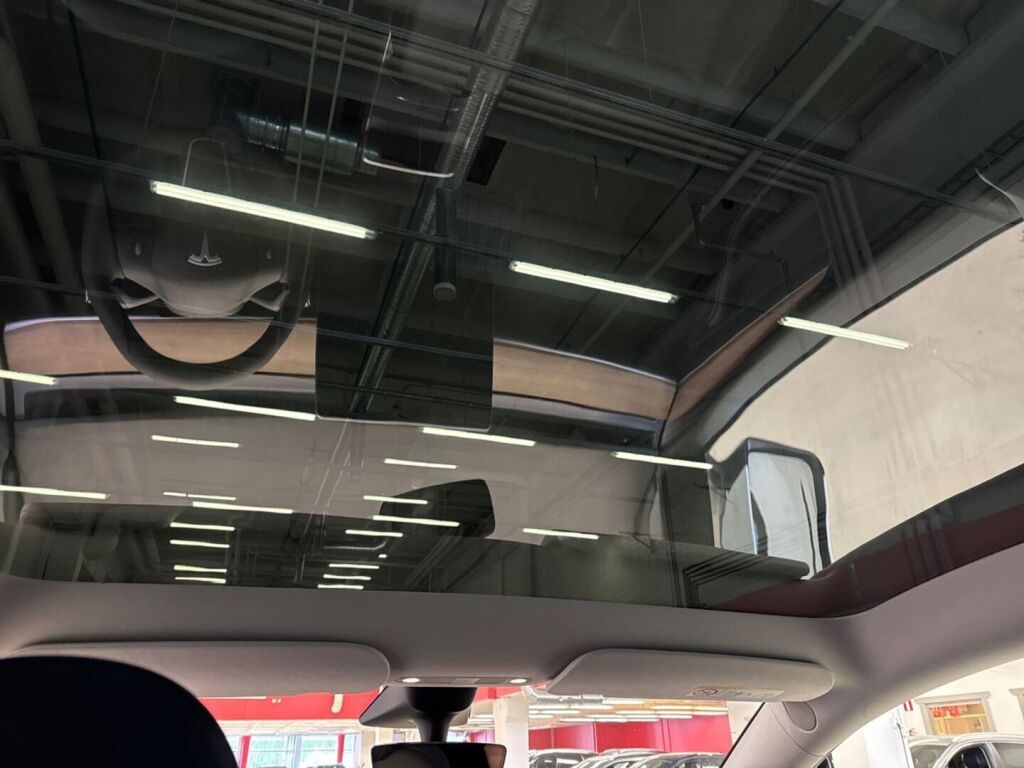 Tesla Model Y 2022 Valkoinen