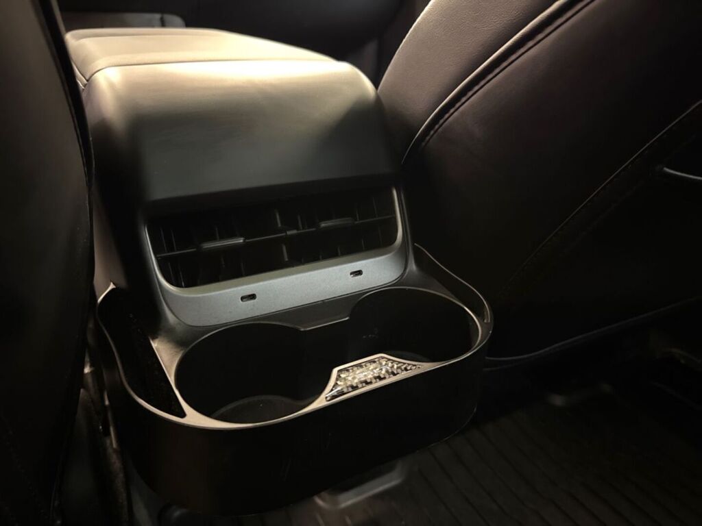 Tesla Model Y 2022 Valkoinen