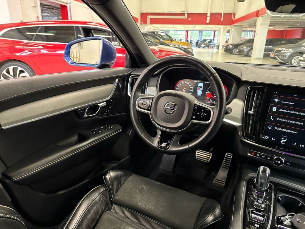 Volvo V90 2019 Sininen