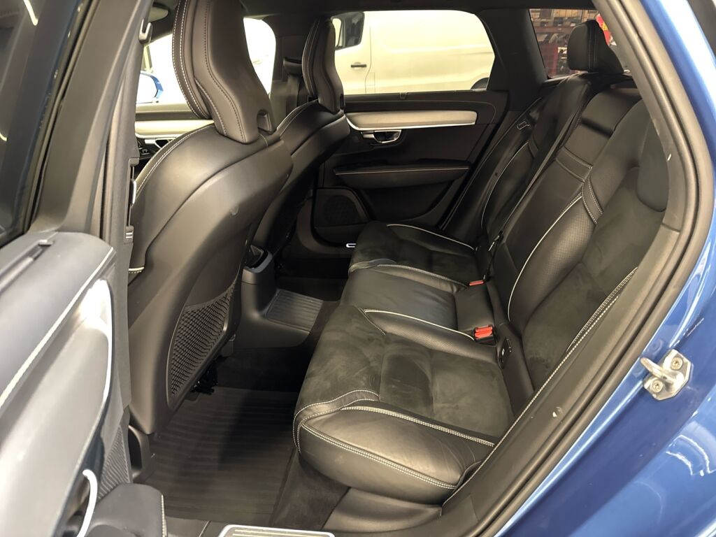 Volvo V90 2019 Sininen