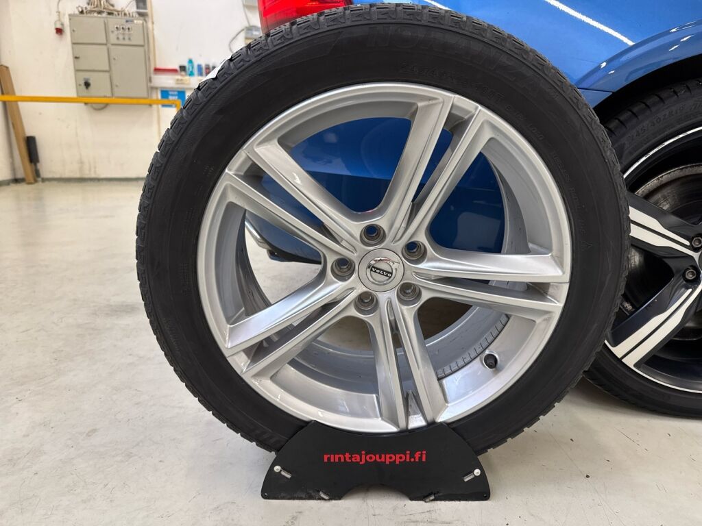 Volvo V90 2019 Sininen