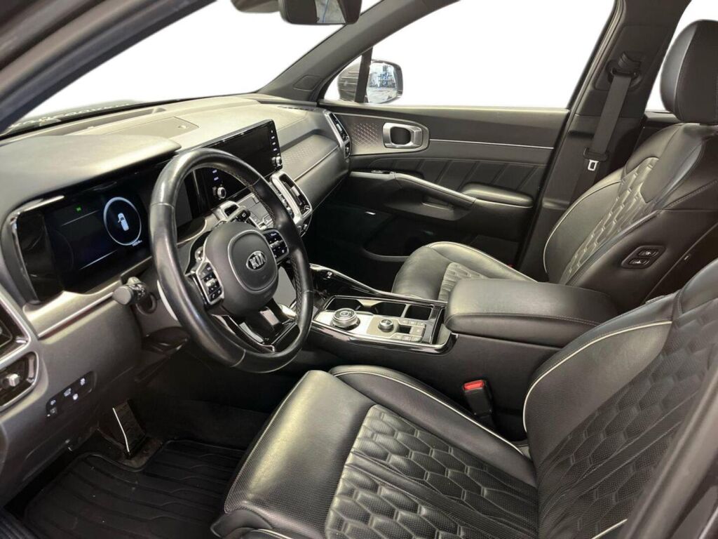 Kia Sorento 2021 Met. Harmaa