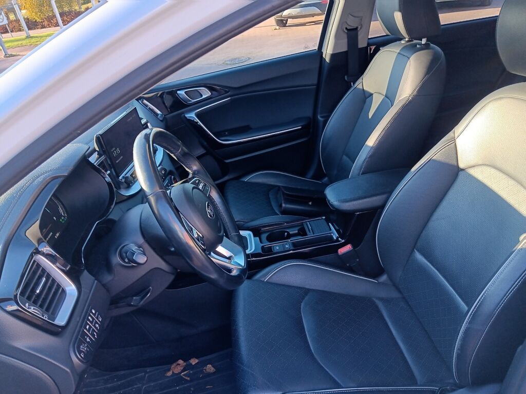 Kia Ceed 2021 Valkoinen