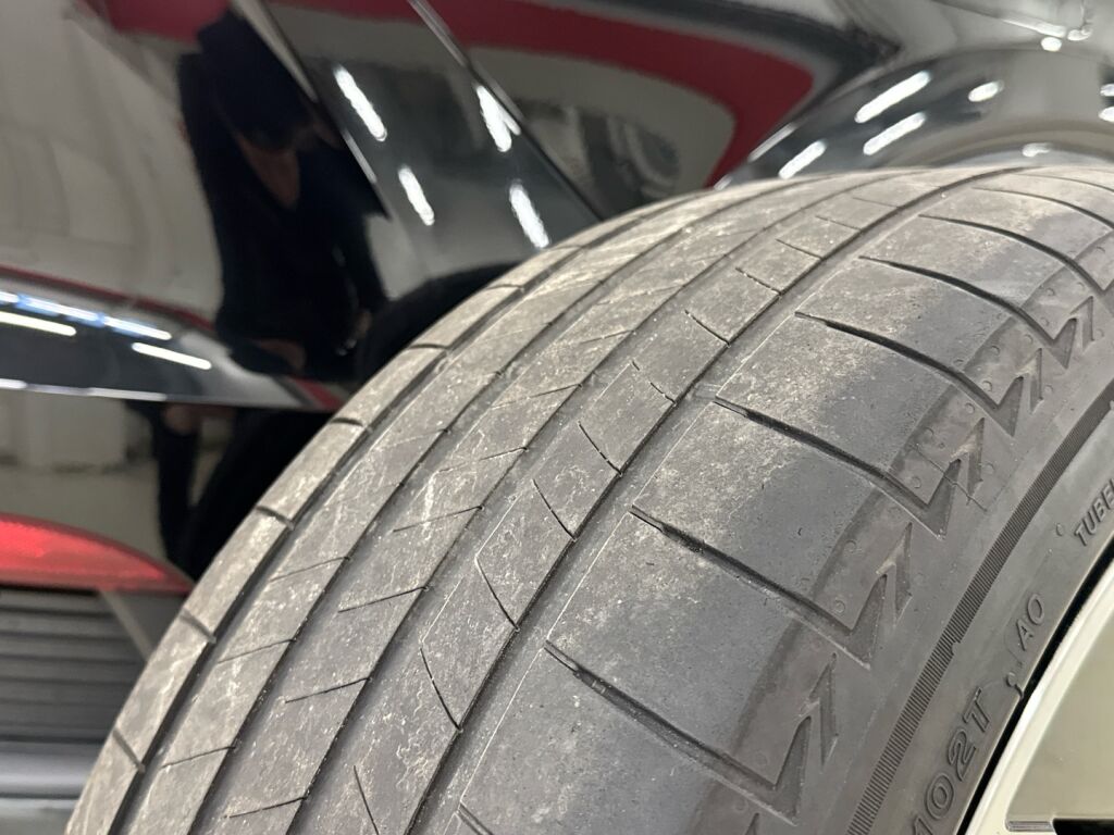 Audi Q4 e-tron 2022 Musta