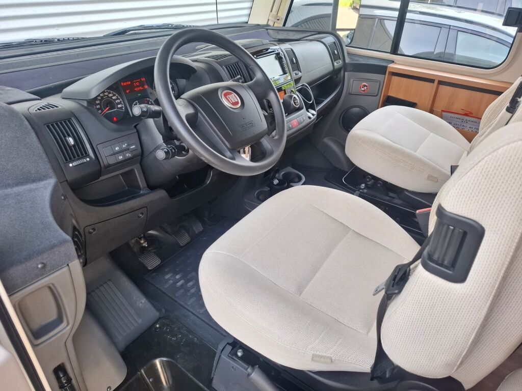 Hymer Exsis-I 414 2017 Valkoinen