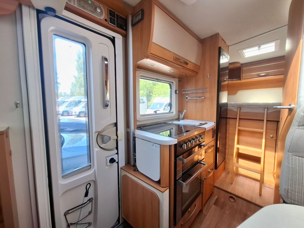 Hymer Exsis-I 414 2017 Valkoinen