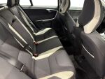Volvo V60 2012 Punainen