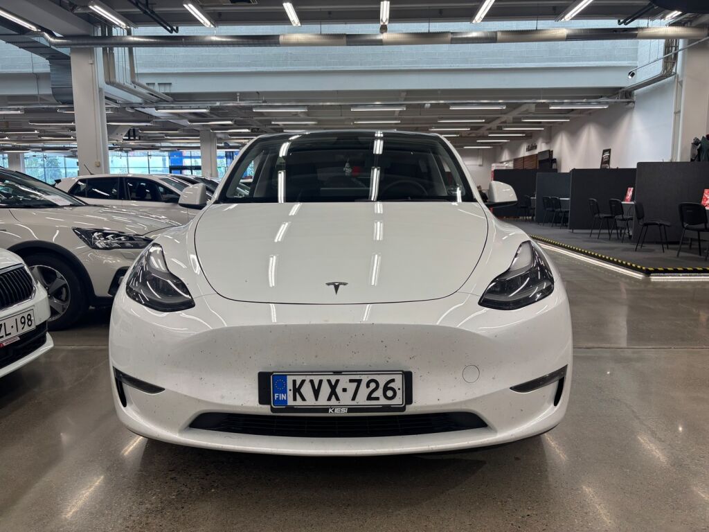 Tesla Model Y 2023 Valkoinen