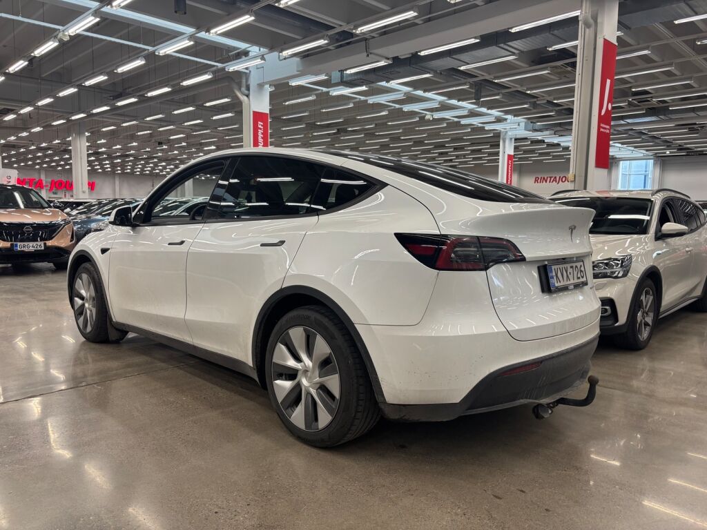 Tesla Model Y 2023 Valkoinen