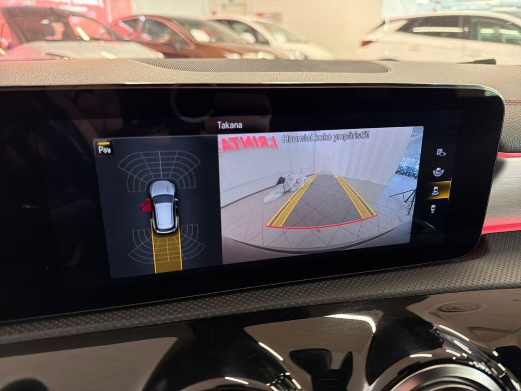 Mercedes-Benz CLA 2021 Musta