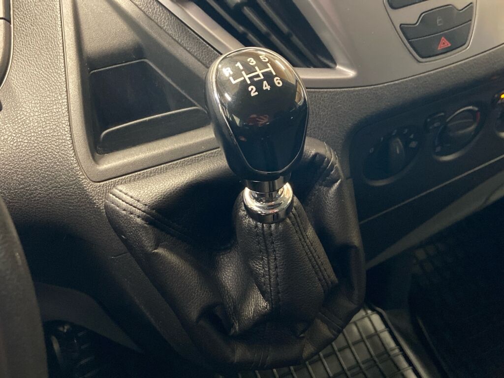 Ford TOURNEO CUSTOM 2014 Valkoinen