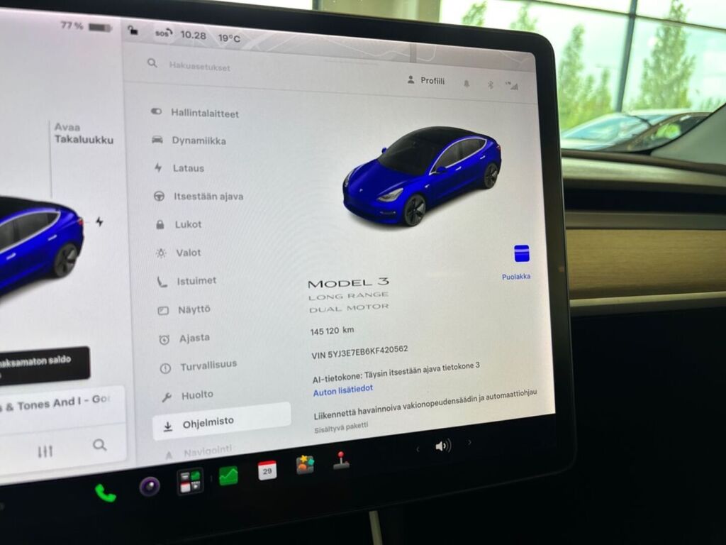 Tesla Model 3 2019 Sininen
