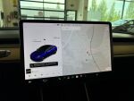 Tesla Model 3 2019 Sininen