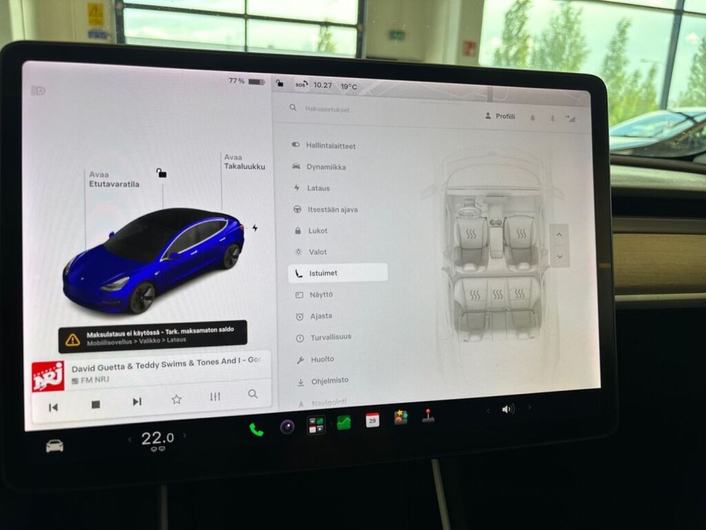 Tesla Model 3 2019 Sininen